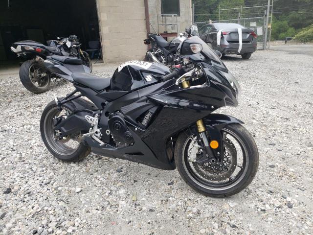 2011 SUZUKI GSX750 - JS1GR7MA1B2100853