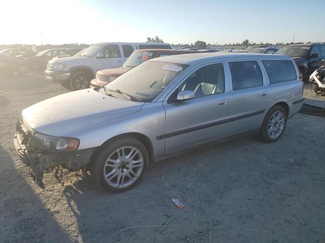 2004 Volvo V70 