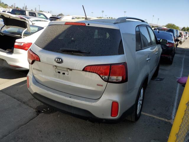 5XYKT4A66FG626195 KIA SORENTO LX