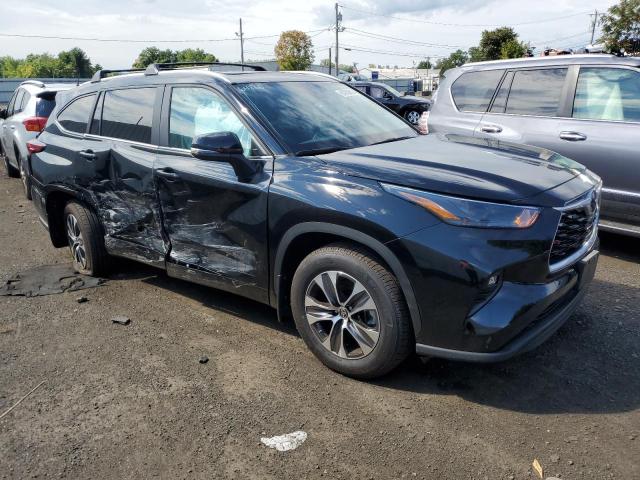 VIN 5TDKDRBH5PS038237 2023 Toyota Highlander, L no.4