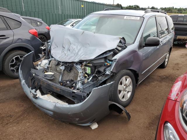 2004 Toyota Sienna CE