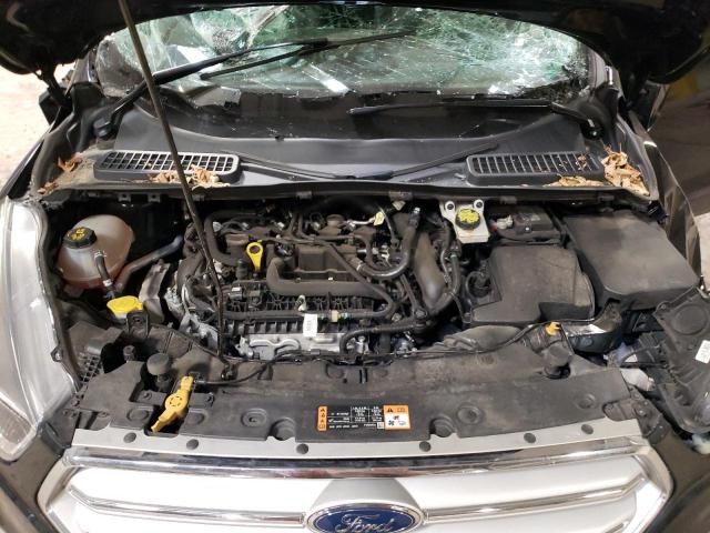 1FMCU9GD2KUC18270 Ford ESCAPE SE