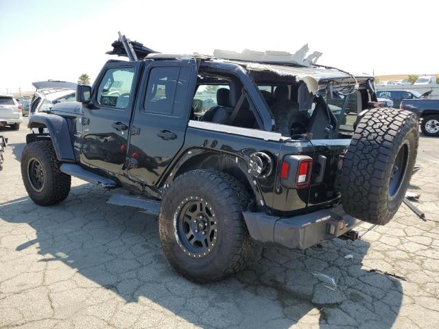 1C4HJXEN2JW204021 Jeep Wrangler Unlimited Sahara