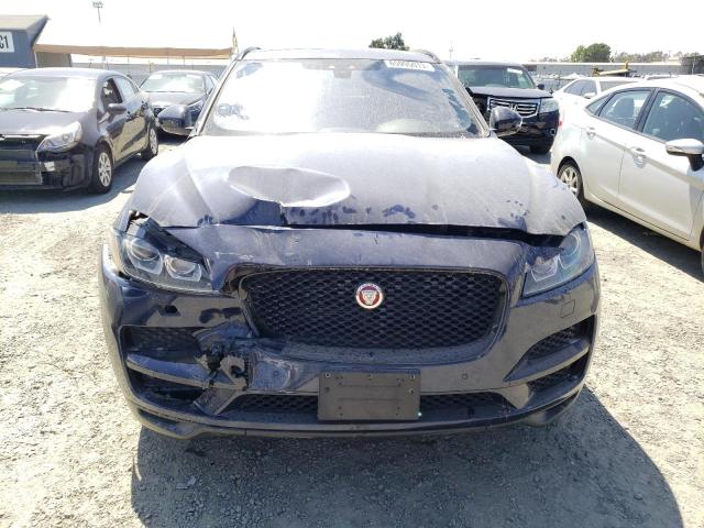 SADCJ2BV6HA086262 Jaguar F-pace Premium