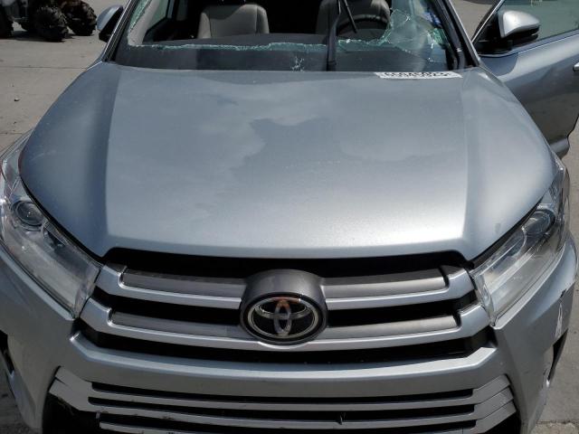 5TDKZRFHXKS570071 Toyota Highlander  12