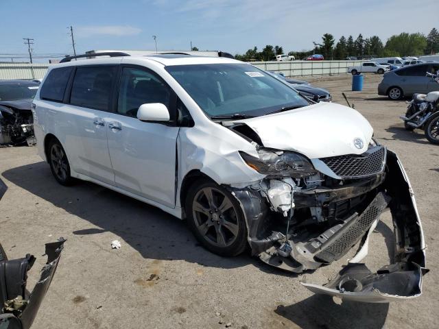 5TDXZ3DC6HS883637 2017 TOYOTA SIENNA, photo no. 4