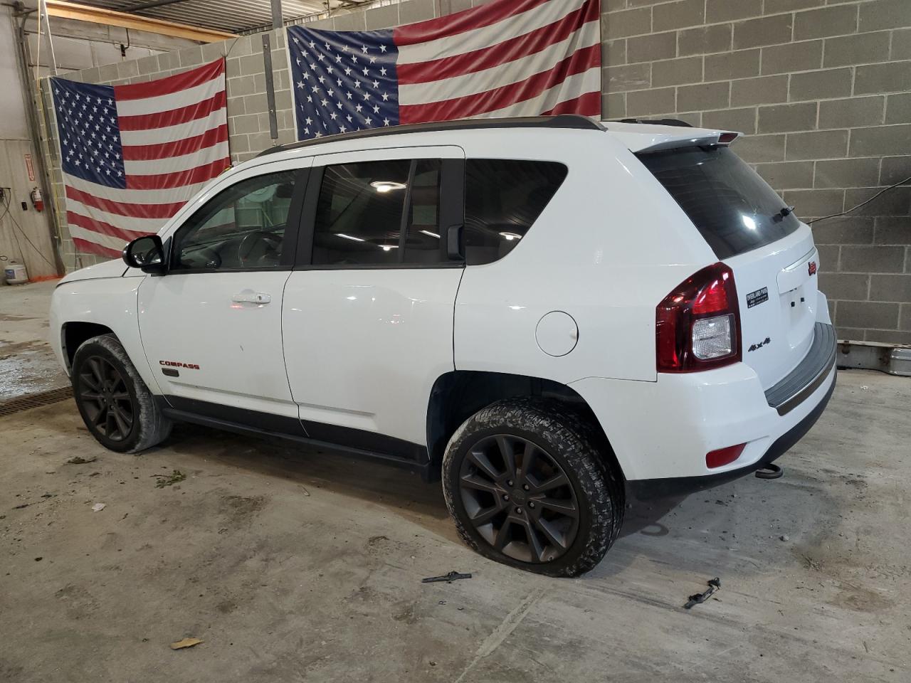 1C4NJDBB6GD672768 2016 Jeep Compass Sport