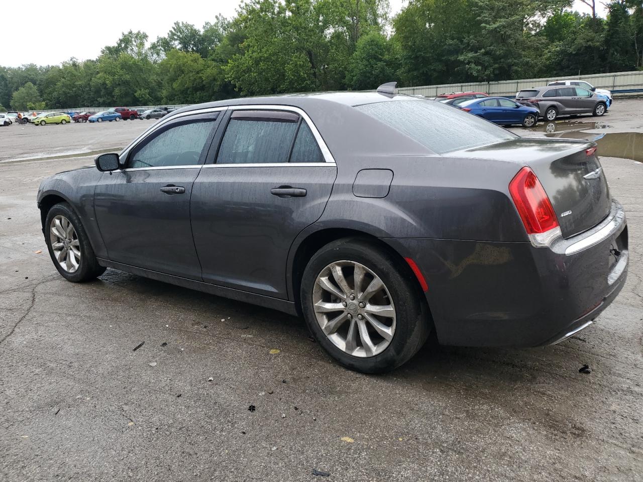 2015 Chrysler 300 Limited vin: 2C3CCARG1FH797524