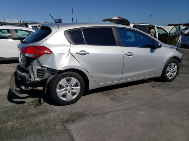 KNAFK5A84J5772833 KIA FORTE LX