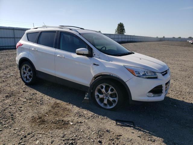 1FMCU9J99EUD71673 Ford Escape Titanium