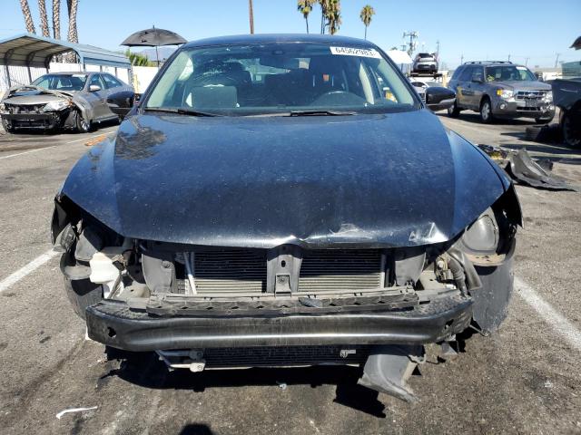 1VWAT7A35FC119504 Volkswagen PASSAT S