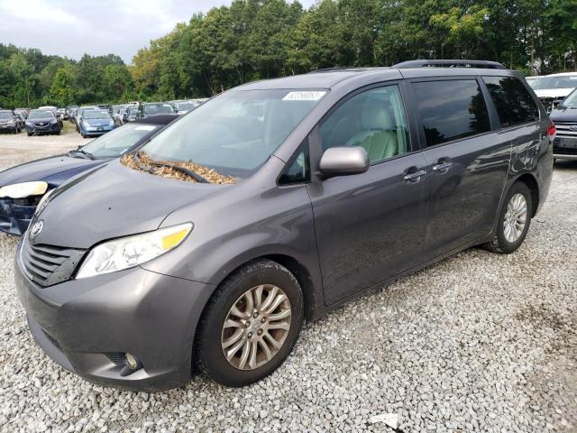 2012 Toyota Sienna XLE