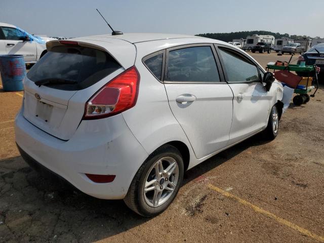 3FADP4EJ1KM144992 Ford Fiesta SE 3