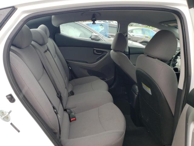 5NPDH4AE5FH590929 Hyundai ELANTRA SE
