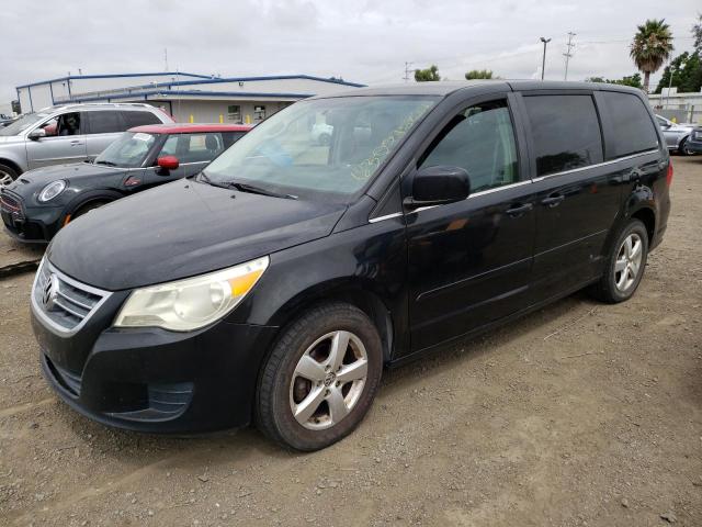 2010 Volkswagen Routan SE