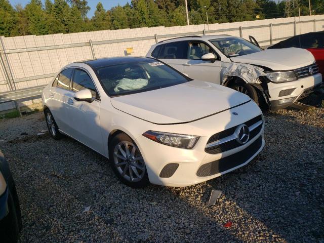 WDD3G4EB2KW020153 Mercedes-Benz A 220