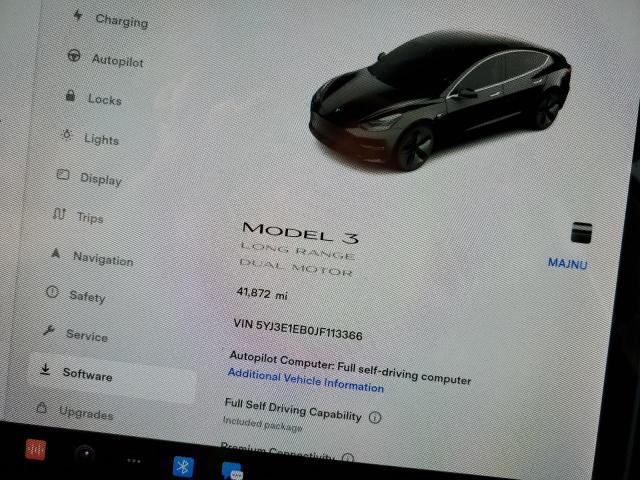 5YJ3E1EB0JF113366 Tesla MODEL 3