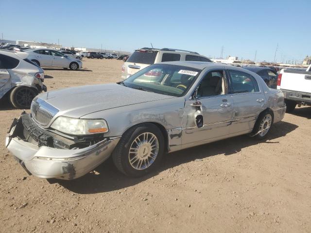 2006 Lincoln Town Car Signature Limited