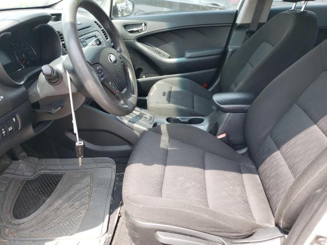 KNAFK4A67G5496200 KIA FORTE LX
