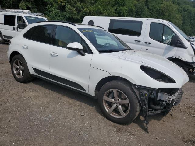 VIN WP1AA2A51LLB05669 2020 Porsche Macan no.4