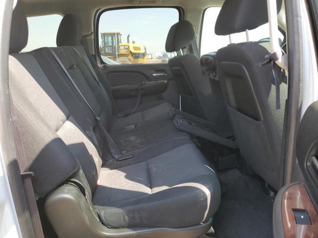 1GNSCHE01ER154556 Chevrolet Suburban C1500  Ls