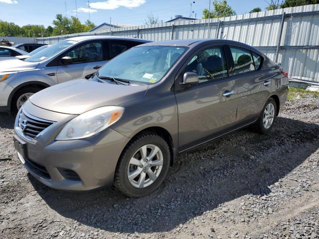 2014 Nissan Versa S