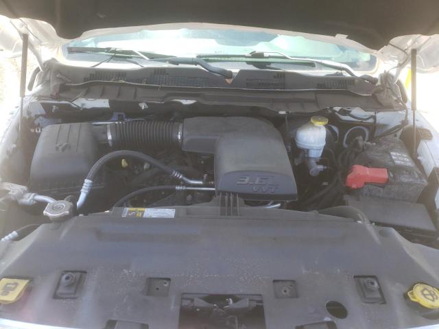 1C6RR6GG1JS239783 RAM 1500 Slt