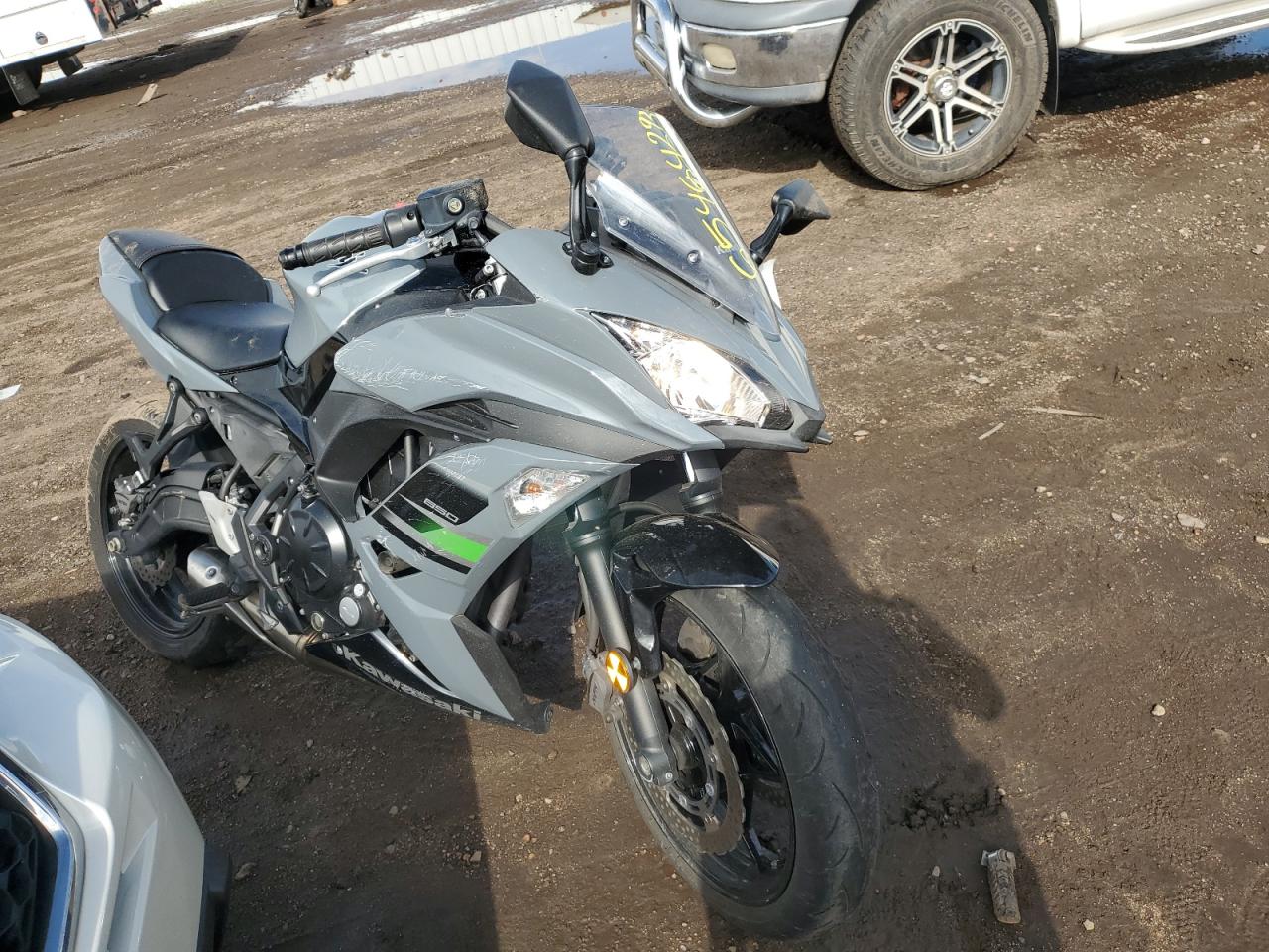 2018 Kawasaki EX650-J J