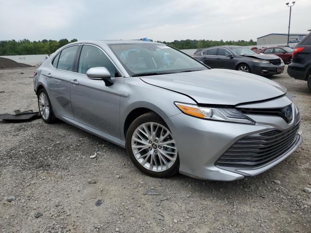 Lot #2114324349 2020 TOYOTA CAMRY XLE salvage car