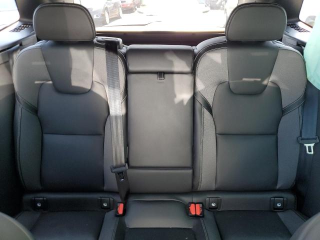 2022 VOLVO XC60 B6 R- YV4062RM5N1086792