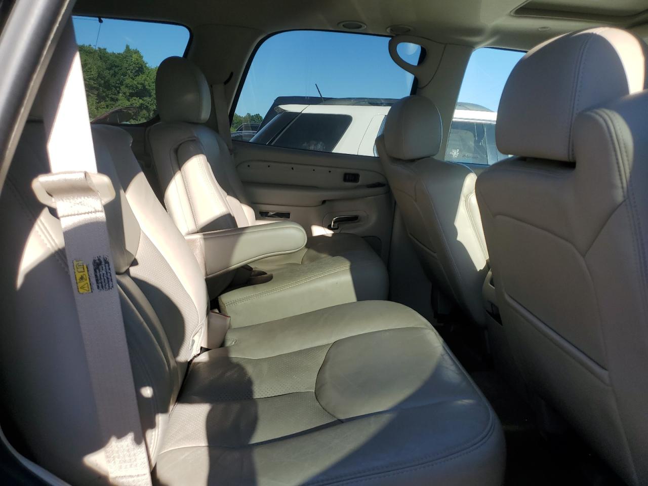 1GYEK63N85R125089 2005 Cadillac Escalade Luxury