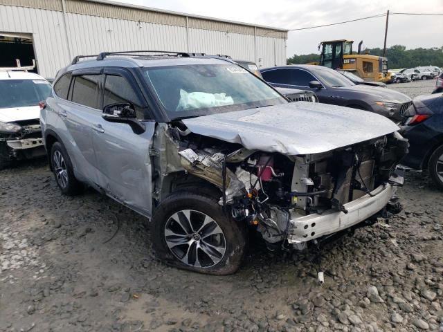 VIN 5TDGBRCH6NS558745 2022 Toyota Highlander, Hybri... no.4