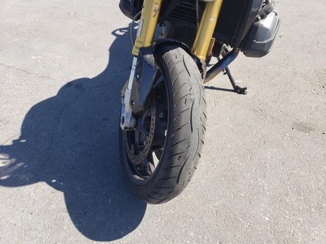 2015 BMW R1200 R - WB10A1401FZ196643
