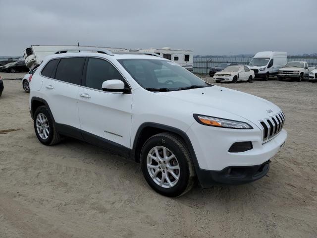 1C4PJMCS5HW621517 Jeep Cherokee Latitude