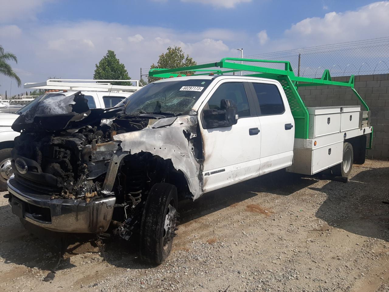 VIN: 1FD9W4HT6KEF30020 2019 FORD F450