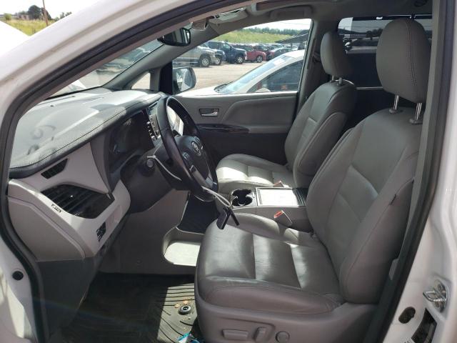 5TDDZ3DC0KS217223 2019 Toyota Sienna Xle