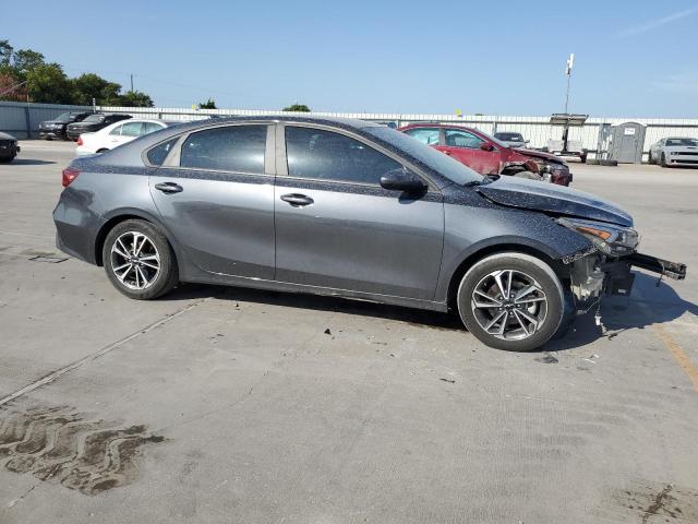 3KPF24AD8PE508926 KIA FORTE LX