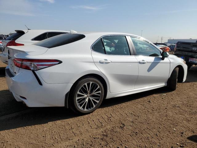 4T1J11AK3LU388809 Toyota Camry SE 3