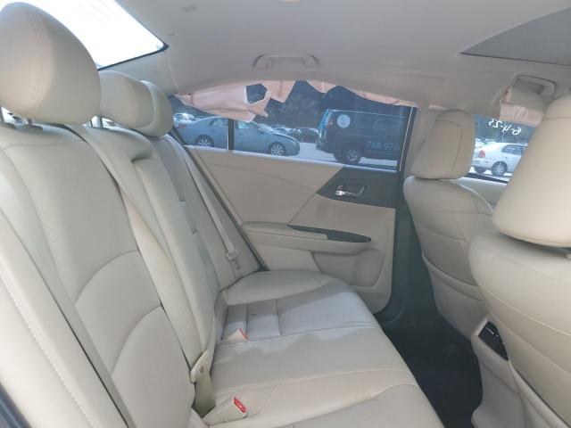 1HGCR3F95GA030269 Honda Accord Touring