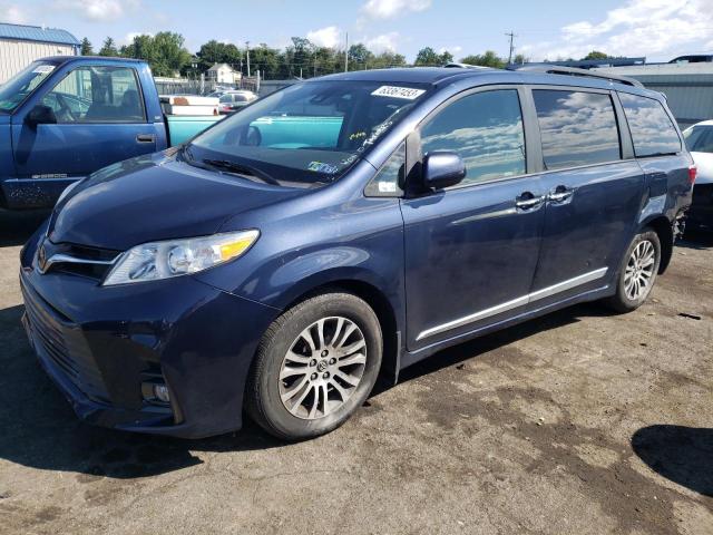 2018 Toyota Sienna XLE