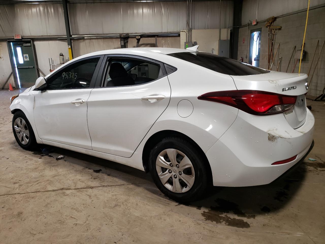 2016 Hyundai Elantra Se vin: 5NPDH4AE6GH665056