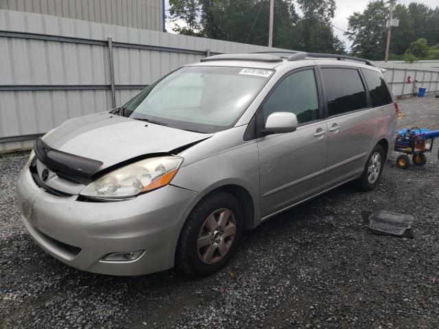 2007 Toyota Sienna XLE