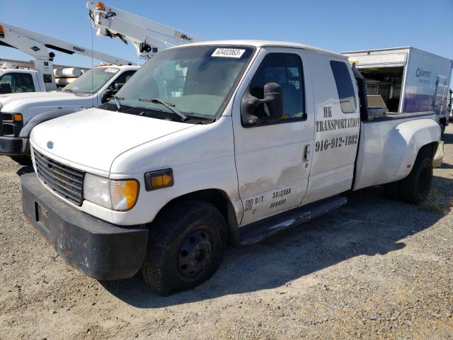 2000 Ford Econoline Cargo Van 