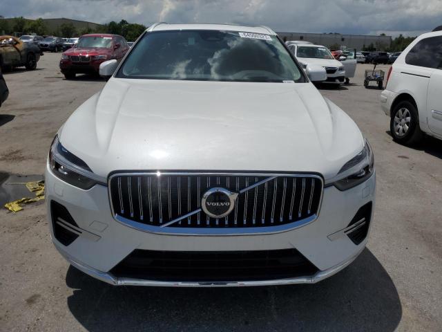 VOLVO XC60 ULTIM 2023 Белы