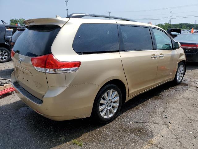 2011 Toyota Sienna - Image 3