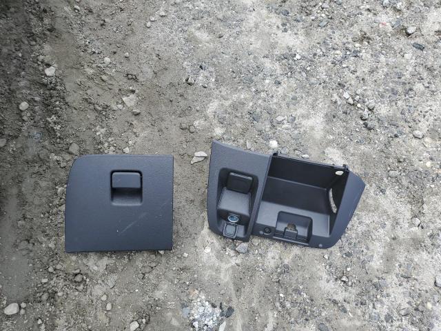 2018 CHEVROLET SILV1500 2 - 3GCUKREC2JG425011