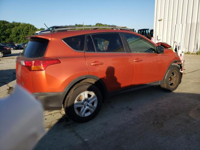 2T3BFREV5FW232744 Toyota RAV4 LE