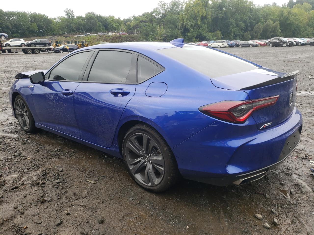 19UUB6F55NA000872 Acura TLX TECH A 2