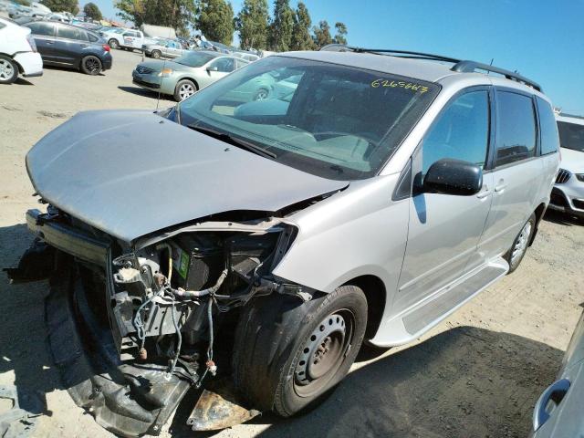 2010 Toyota Sienna CE