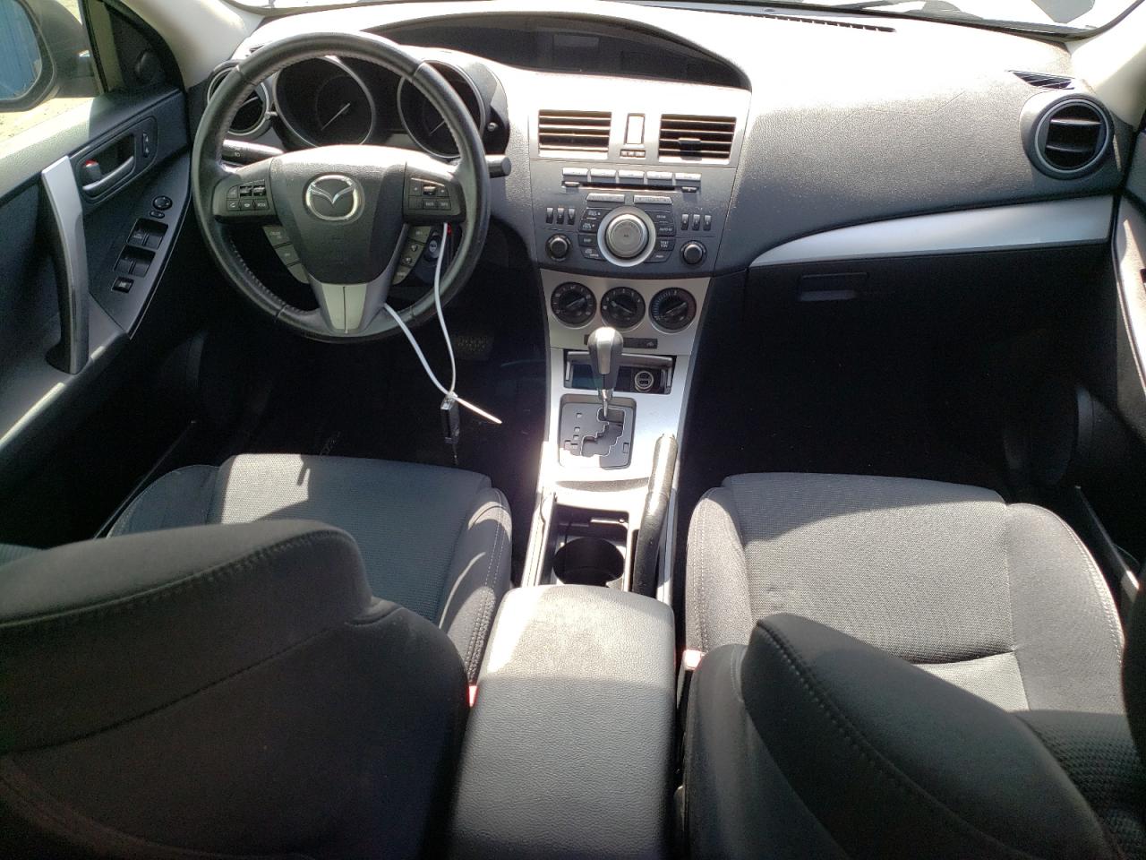 JM1BL1K56B1362491 2011 Mazda 3 S